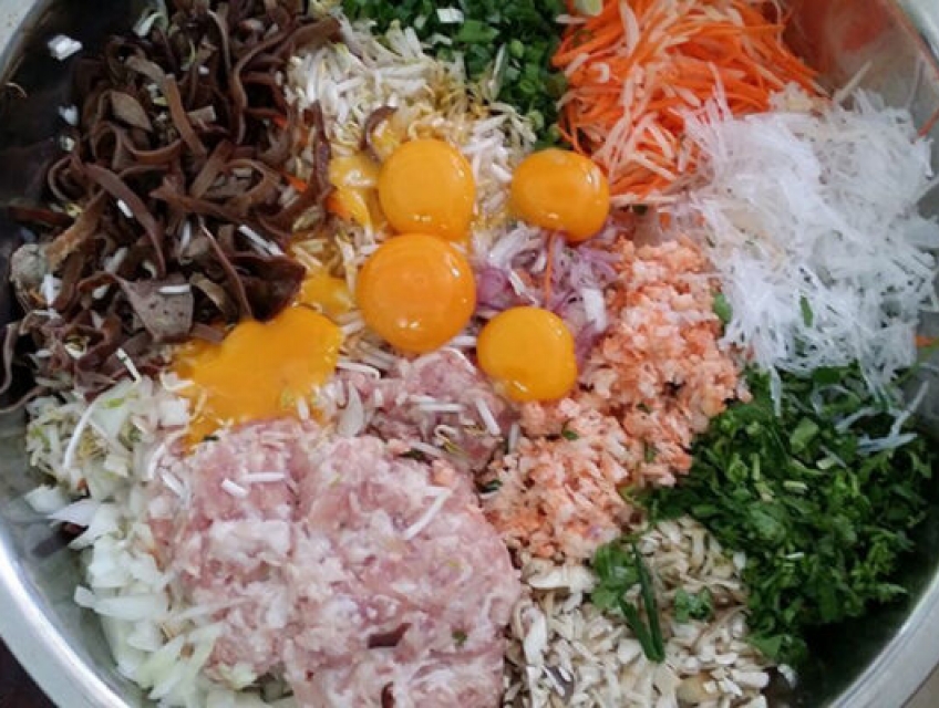 Nguyên liệu làm chả giò – Cùng Miền Trung Food