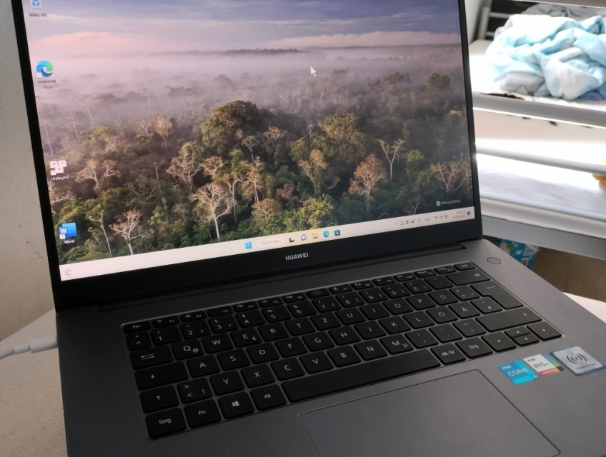 Laptop Huawei matebook D15 i5 8/512gb win11(64)