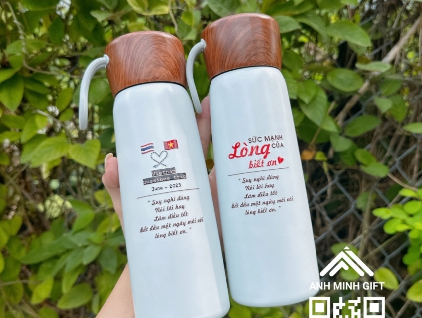 Bình Nước Giữ Nhiệt In Logo Theo Yêu Cầu
