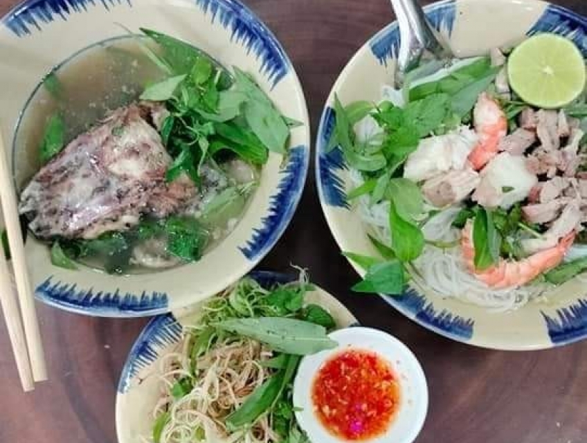 Bún Nước Lèo Cây Nhãn Sóc Trăng Cô Ba