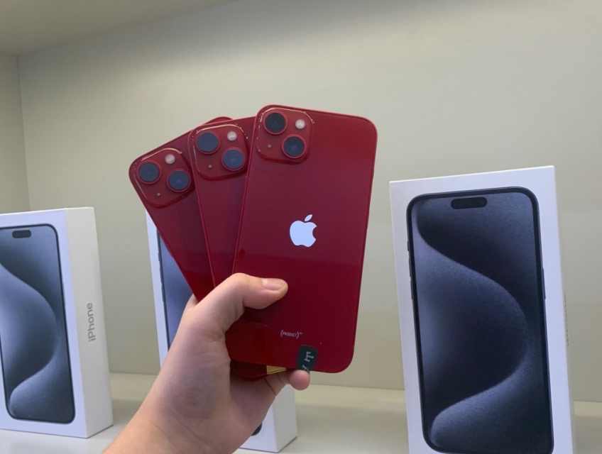 IPHONE 13 256GB ĐỎ J/A