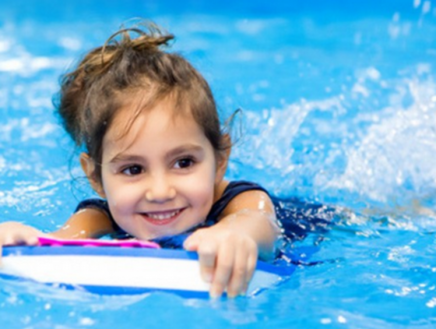 Phụ kiện đồ bơi - Nâng tầm phong cách cho mùa hè của bạn