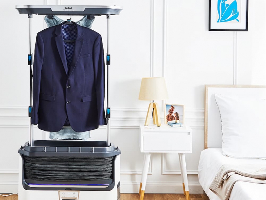 Chăm sóc quần áo không  tốn nhiều công sức với tủ YT4050E1