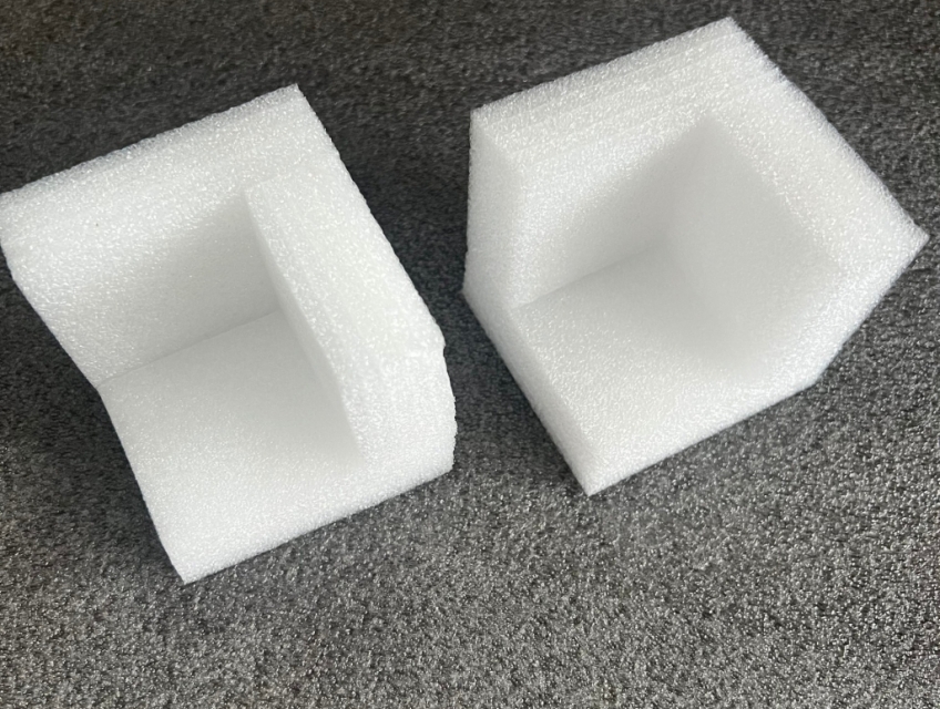 GÓC PE FOAM CHÈN HÀNG