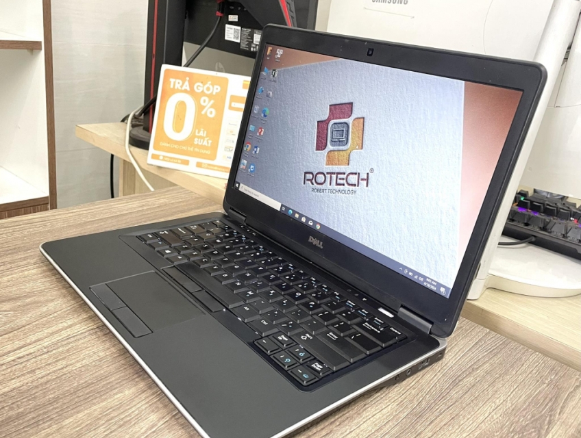 Dell 7440 i5-4300U Ram 8GB SSD 128GB Pin 4-5H