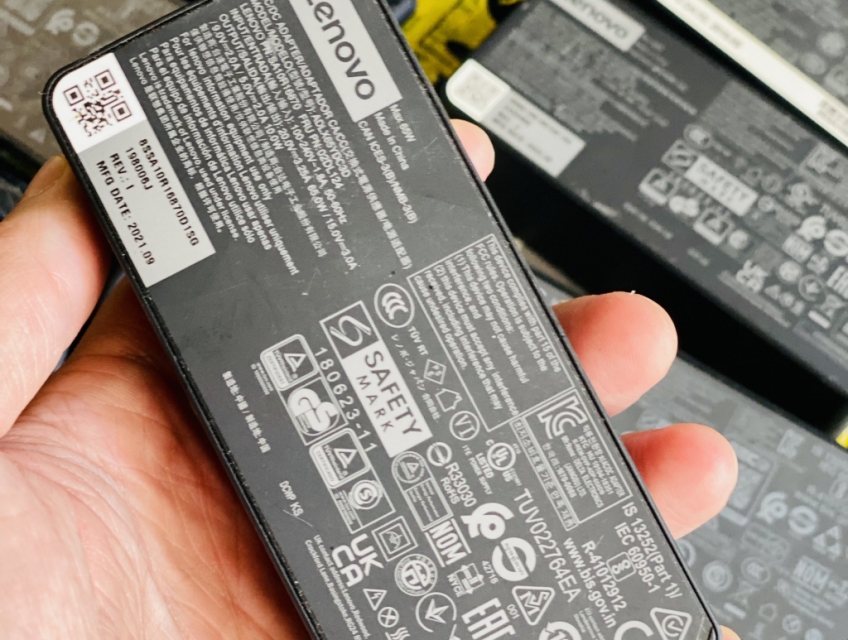 Sạc Laptop Lenovo Thinkpad 65W Type C / 135W Đầu Vuông đẹp zin bóc máy