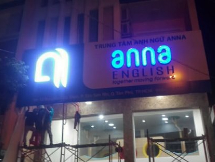 Cần làm gì để có một bảng hiệu Anh ngữ đẹp