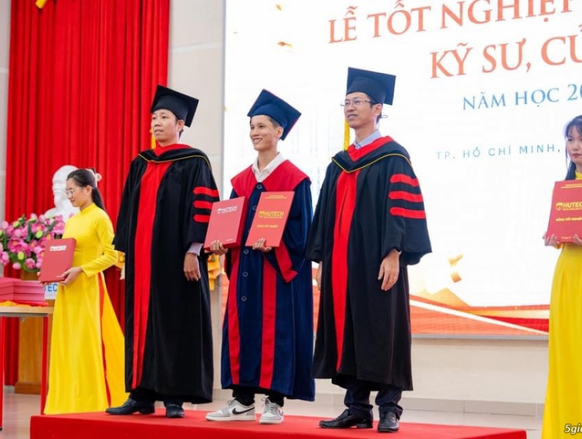 Cho Thuê Đồ Cử Nhân Sài Gòn HCM đẹp chất lượng