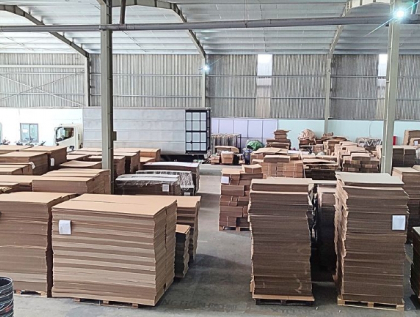 THÙNG CARTON THỜI TRANG TẠI HƯNG YÊN