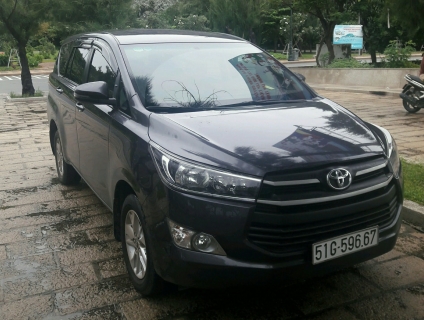 Cho thuê dài hạn xe Innova đời 2018