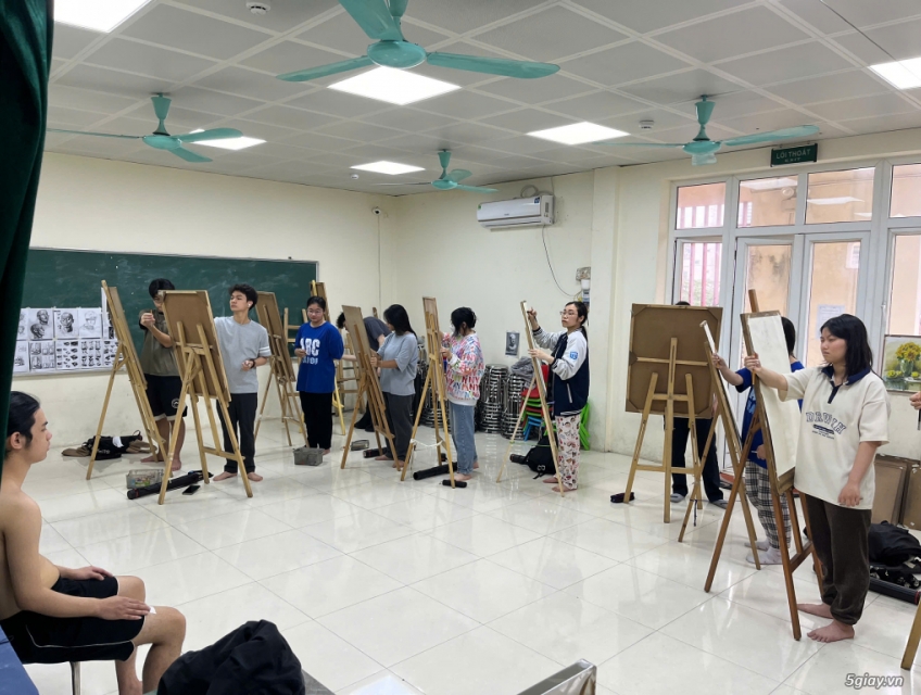 Lớp học vẽ cơ bản ở Cầu diễn Bắc từ liêm