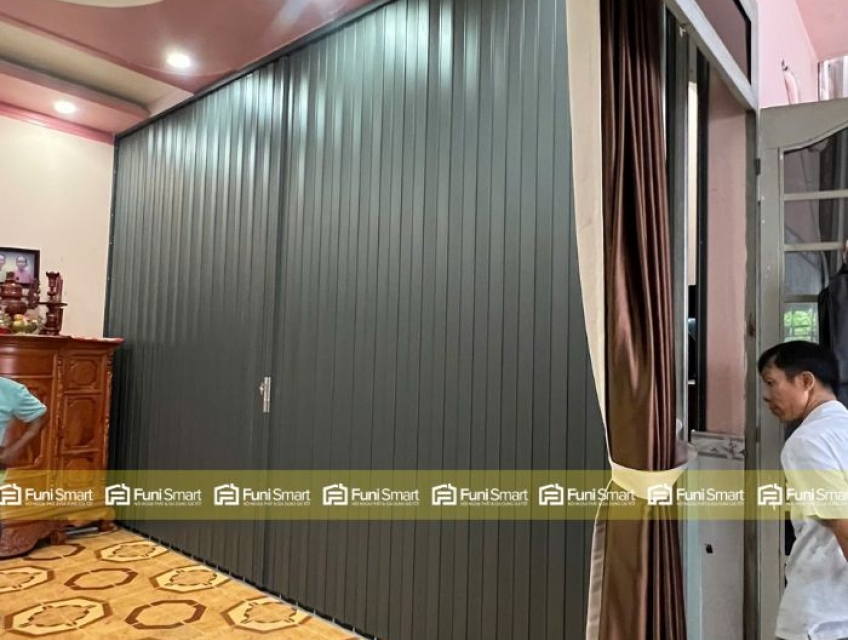 Báo Giá Thi Công Vách Ngăn Phòng Thờ Xếp Lá Nhôm Đặc Kín Mới Nhất