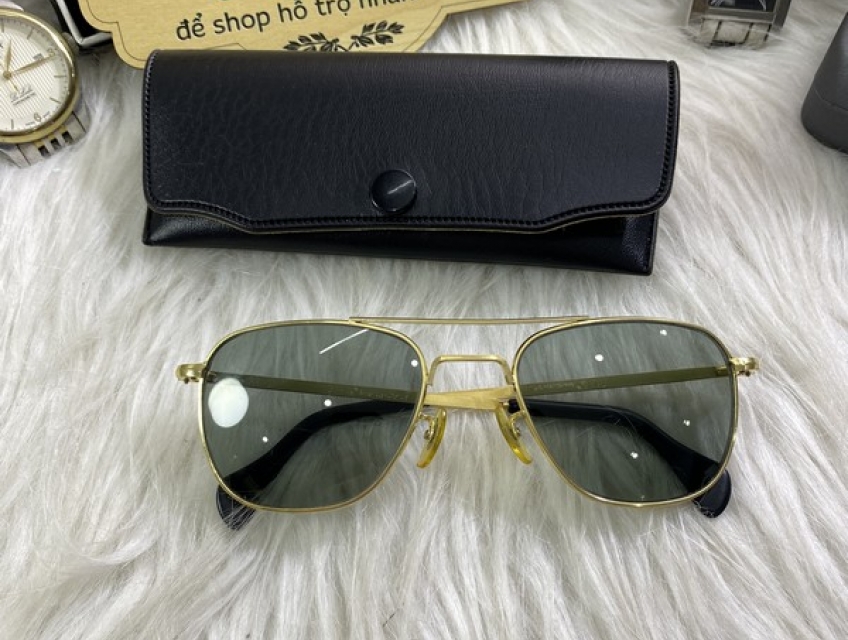 Shop phụ kiện chuyên kính cơn Mỹ đời 1980 chuôi đen cực xịn còn đẹp