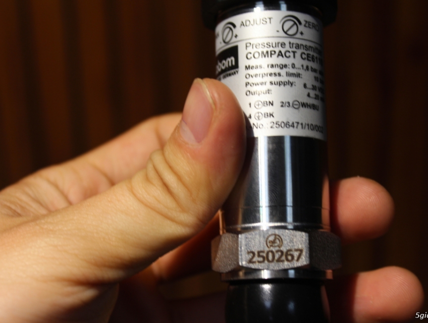 Cảm biến nhiệt độ Labom