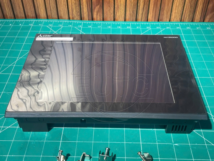 Màn hình HMI Mitsubishi GT2310-VTBA