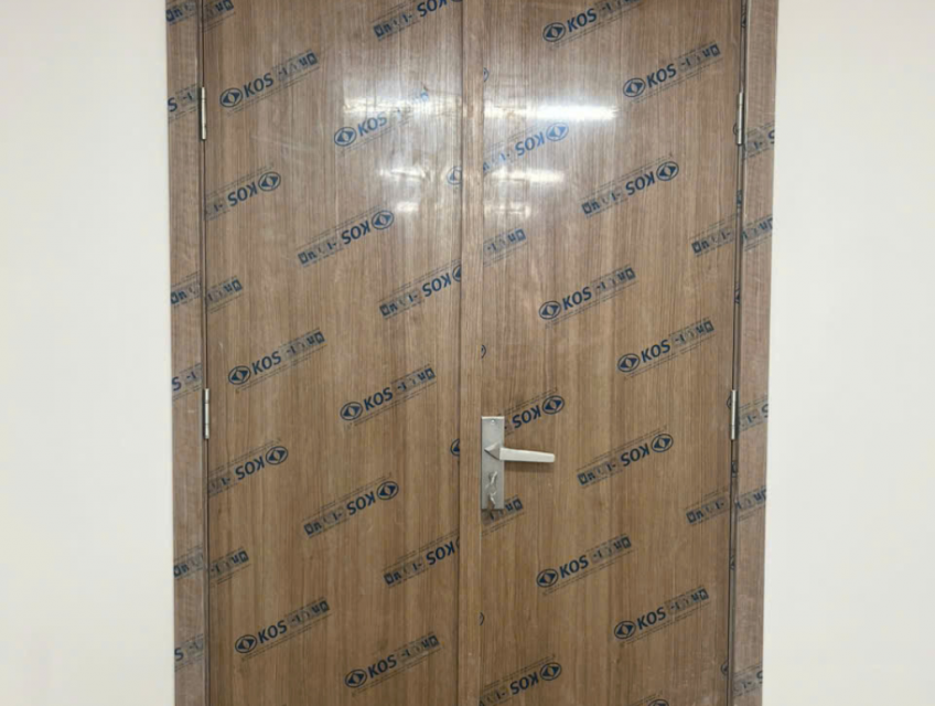 Cửa nhựa ABS Hàn Quốc 2 cánh đều cho không gian rộng