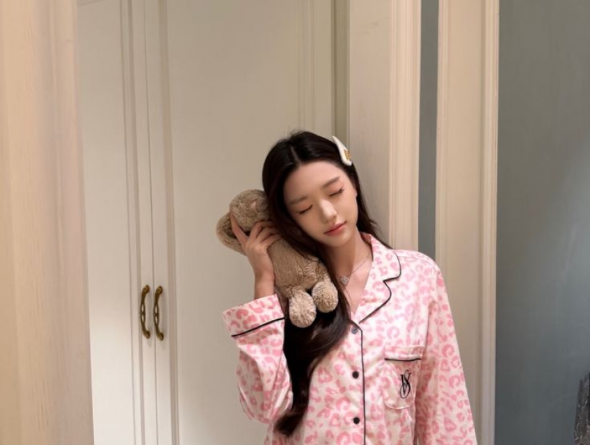 Đồ ngủ giá rẻ cho nàng thích cảm giác vừa xinh vừa thoải mái.