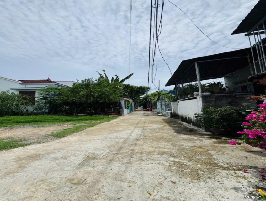 Bán lô góc Vĩnh Thái, Nha Trang, Cách đường Thái Thông 90m
