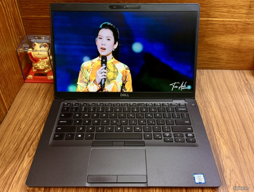Dell - Core i7 - Màn cảm ứng - RAM 16 B
