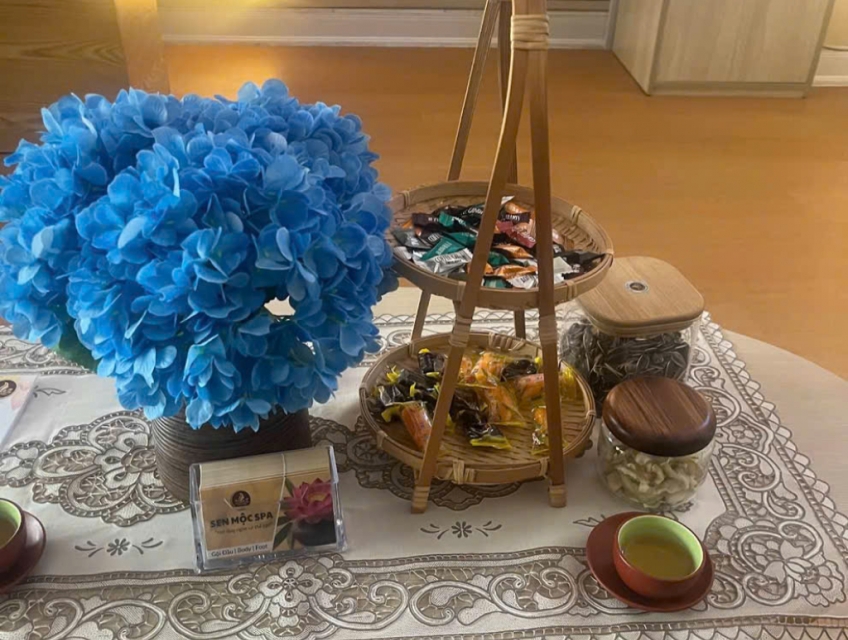 Tuyển lễ tân kiêm marketing cho Spa nhỏ, việc nhẹ, làm ở Tân Phú
