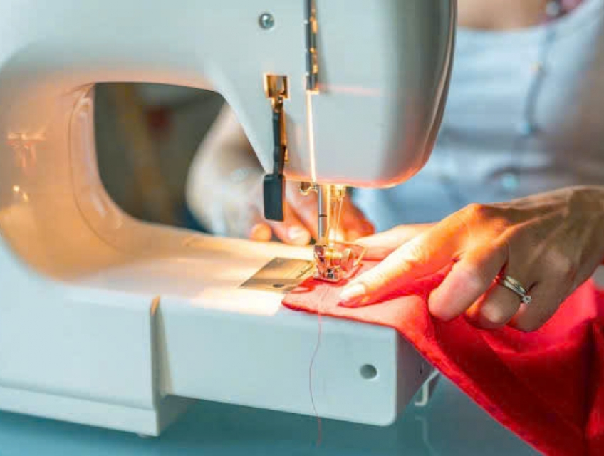 VIVACE GARMENT FACTORY tuyển thợ may máy 1 kim làm Tân Phú