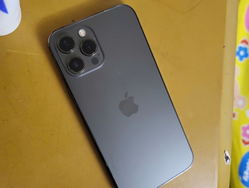 iPhone 12 ProMax 256gb bypass