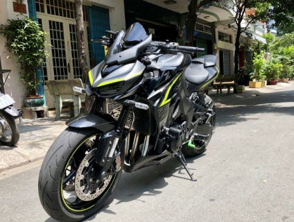 Z1000 2018 bản R full đồ chơi