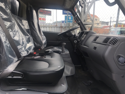 Xe tải 2 tấn 45 máy isuzu thùng dài 4m2