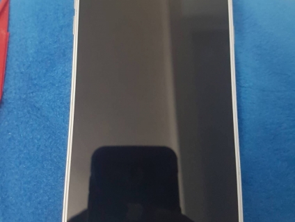 J7 Plus mới 95% màu gold còn bh SS 6 tháng