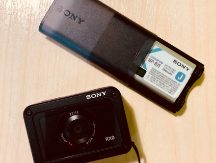 Bán RX0 + 1 bộ charger