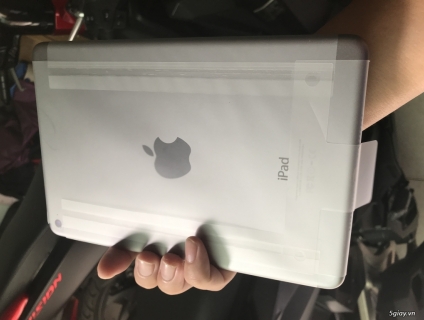 Ipad mini 4 128 wifi gray chưa xài