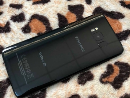 Samsung Galaxy s8 64gb đen bóng quốc tế Mỹ đẹp 99% không trầy cấn
