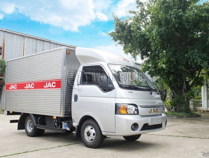 xe jac 990kg phù hợp vào thành phố giờ cao điểm