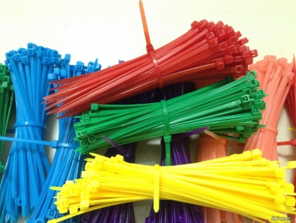 Tạ chân tập lực gà đá