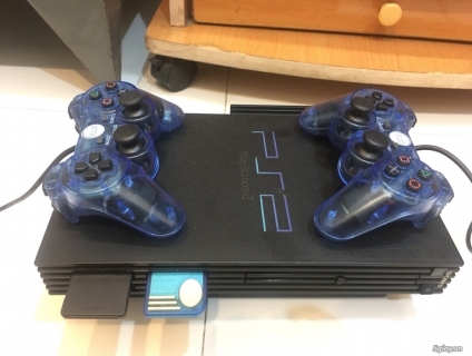Bán nhanh máy PS2 đã hack chơi ổ cứng - 500gb - full game ít dùng
