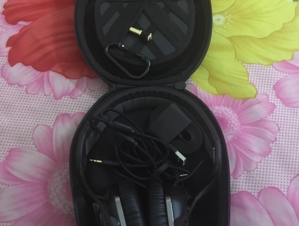 tai nghe vmoda crossfade BT mới 96,69%, bao test, bass mạnh, có fix