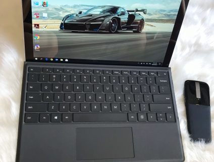 HCM - BÁN SURFACE PRO 5 2017 FULLBOX 99% TẶNG KÈM ĐỒ CHƠI XỊN