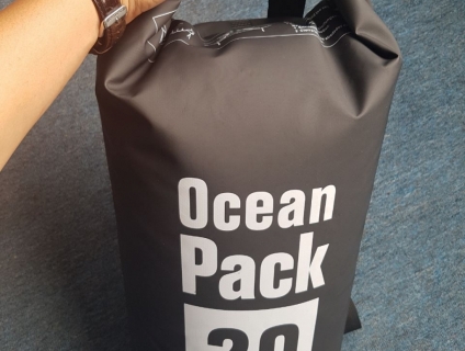 Túi chống nước có quai đeo chéo