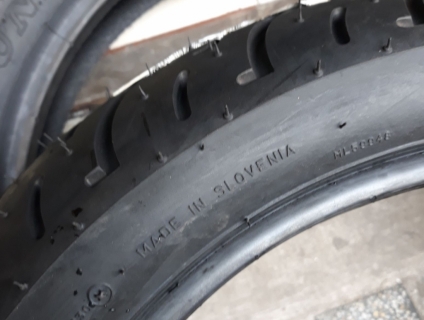 Vỏ xe dunlop cho xe sh