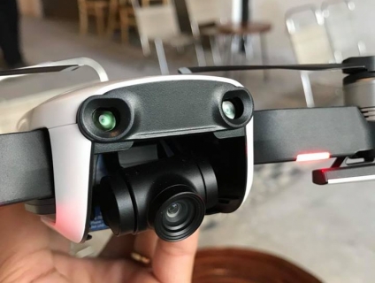 Mavic Air giá 15,500k