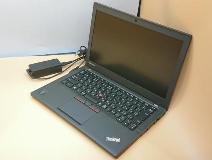 Toshiba dynabook R752/H/ i5-3340M/Ram 4GB/SSD 120GB/15.6 HD+