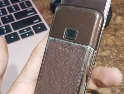 lên 8800 gold dư bộ vỏ 8800 saphia arte nâu chính hảng lun bàn phím