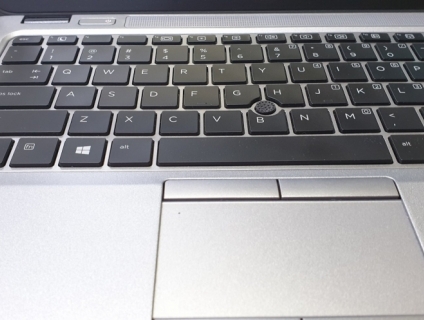 HP Elitebook 820 G3(i5-6300u/8GB/180) Như mới 99%