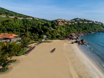 Lăng Cô – Vịnh đẹp thế giới – Địa điểm du lịch được nhiều khách du lịc