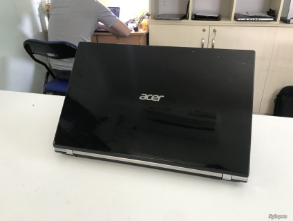 Acer v3 core i5- 3210m=> ram 4 => ssd 120 => hàng nhật nội địa