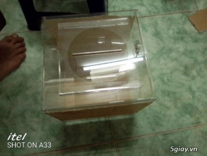 Thùng mica giá rẻ