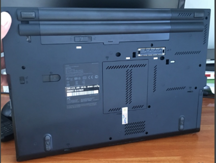 Cần bán Laptop Lennovo T420 Core I5 Ram 4GB SSD 100GB màn hình 14"