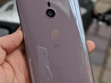 Bán sony xperia XZ 2 likenew nguyên zin 99% máy đẹp như mới