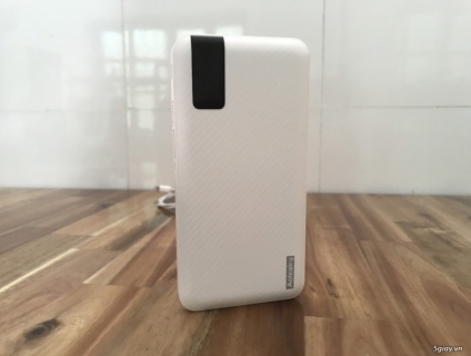 PIN SẠC DỰ PHÒNG AOLEAKY 803 ( 10800 mah )