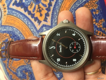 Đồng hồ hiệu SEVEN STARS